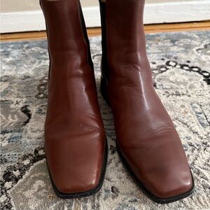 JMCL Brown Leather Chelsea Boots
